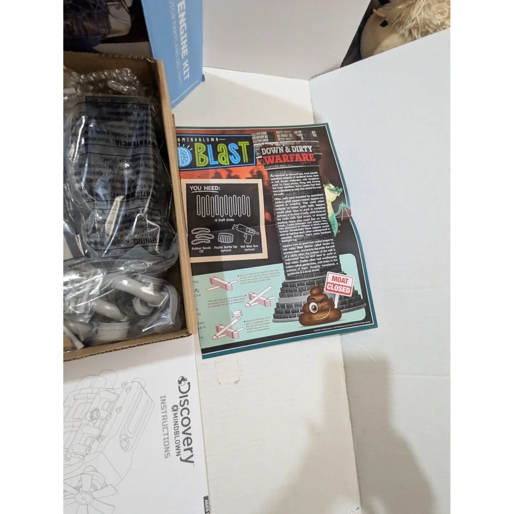 Discovery Mindblown Model Engine Kit DIY 4-Cylinder STEM Toy 104 Pieces 2018